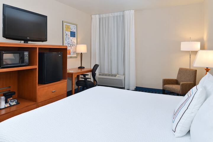Fairfield Inn and Suites by Marriott Sacramento Elk Grove