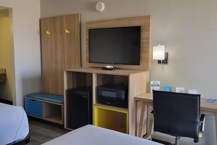 Room 26 of 70
