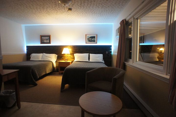 Room 12 of 35