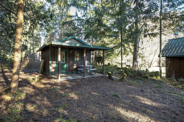 72MF - Rustic - Pets Ok - Sleeps 2
