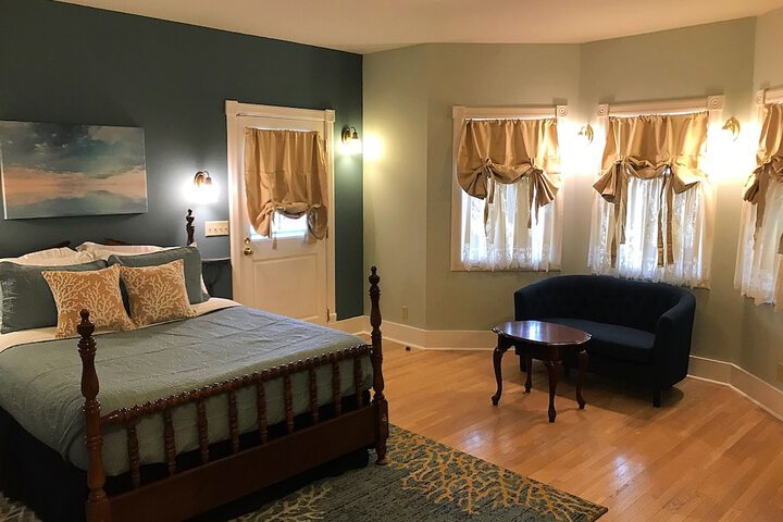Room 75 of 121