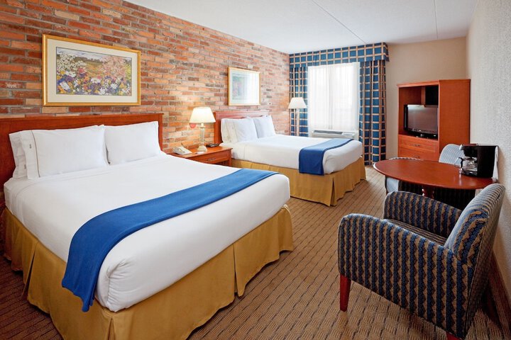 Room 8 of 29