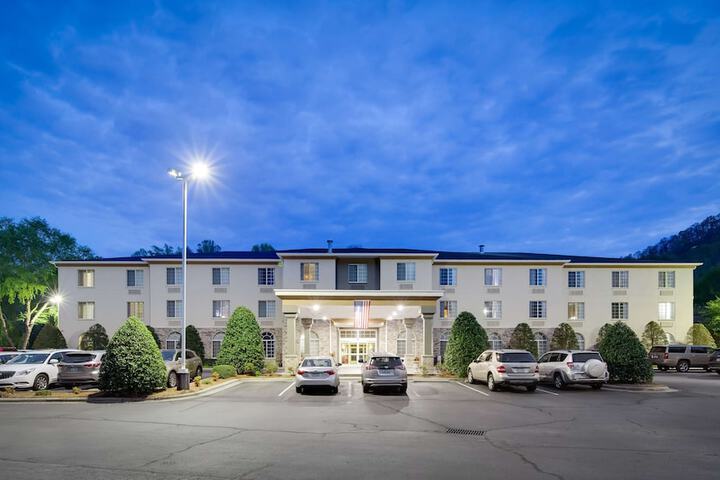 Hotel 3 of 47