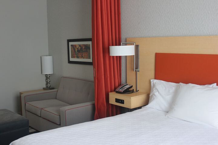 Room 17 of 26