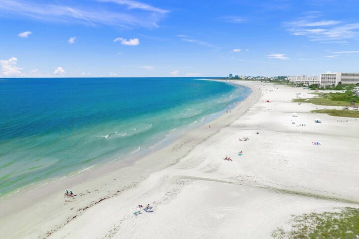 Moonmist Villa on Siesta Key