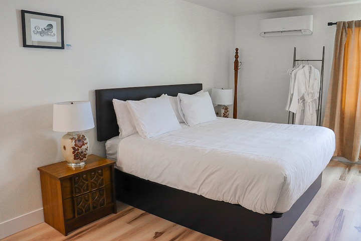 Room 15 of 25