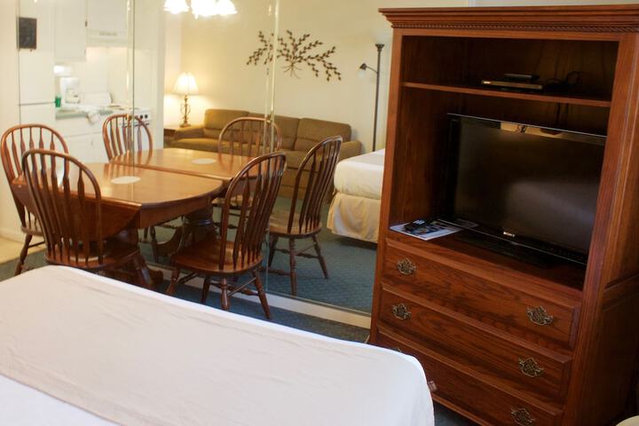 Room 43 of 71