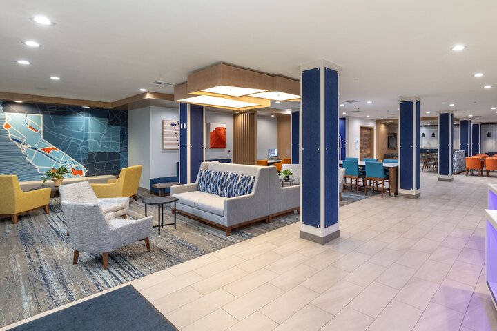 Hotel Interior 15 of 47