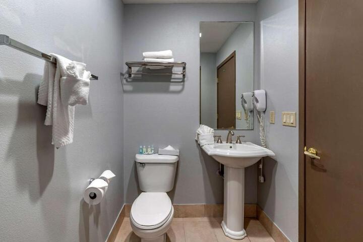 Quality Inn Madras