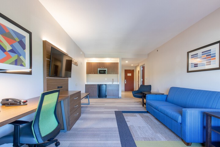 Room 12 of 47