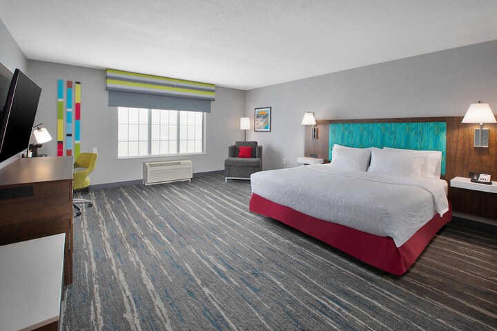 Hampton Inn & Suites St. Cloud MN