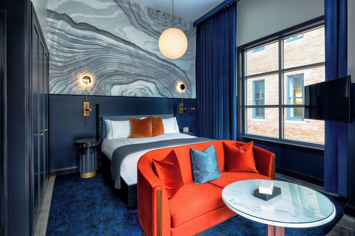 Room 46 of 67