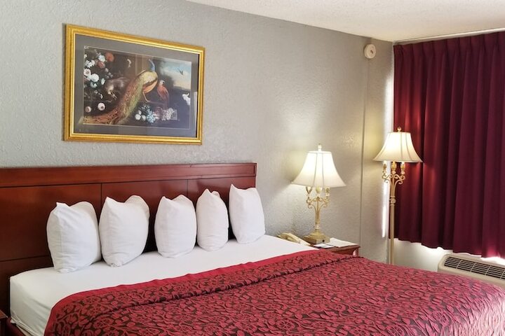 Room 41 of 51