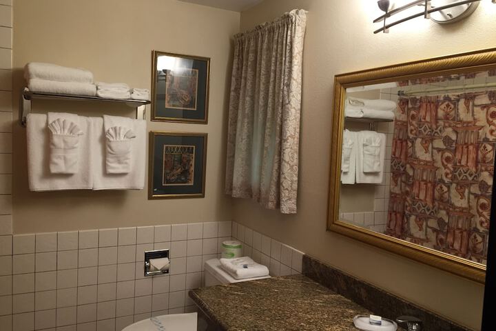 Port Angeles Inn