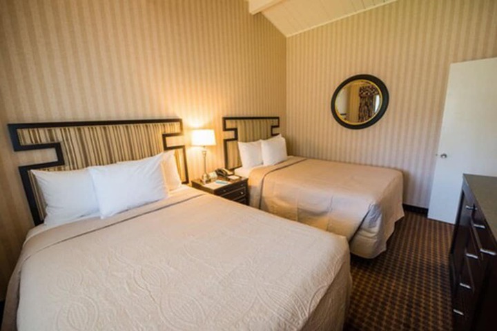 Room 15 of 30