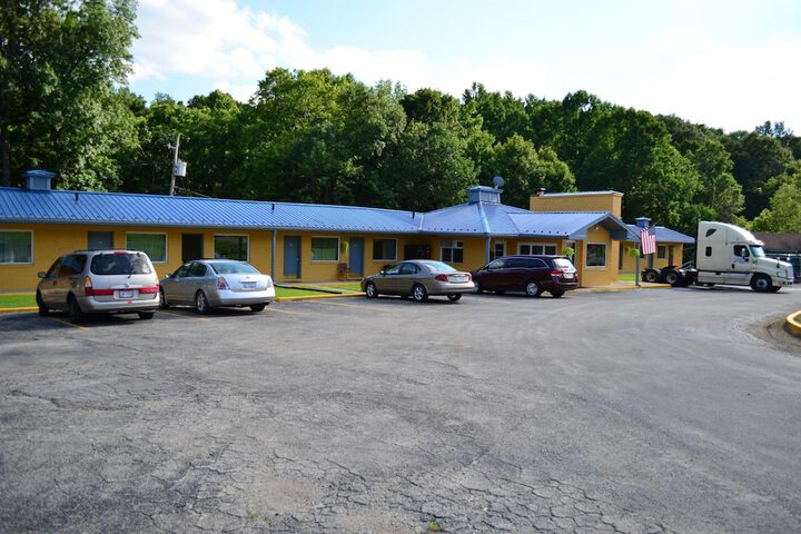 Greystone Motel