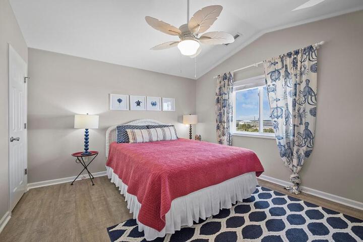 Sparrows Beach Nest by Sea Scape Properties