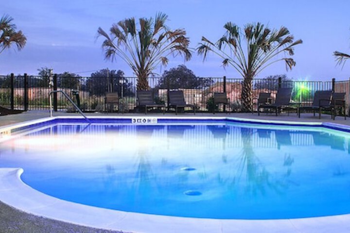 Pool 4 of 29
