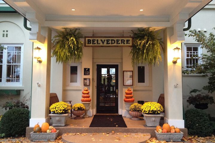 Hotel 4 of 65
