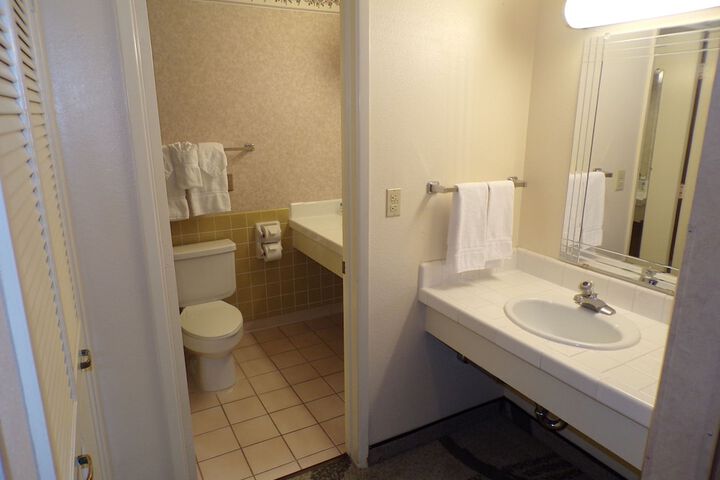 Room 30 of 56