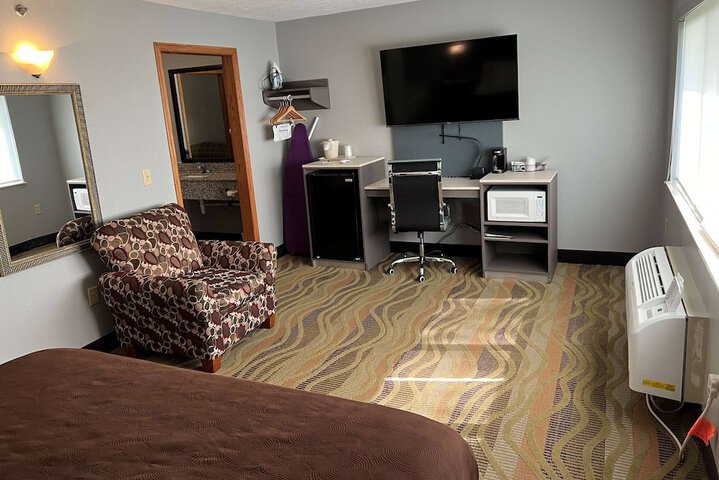 Room 7 of 25