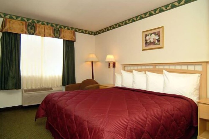 Room 20 of 29