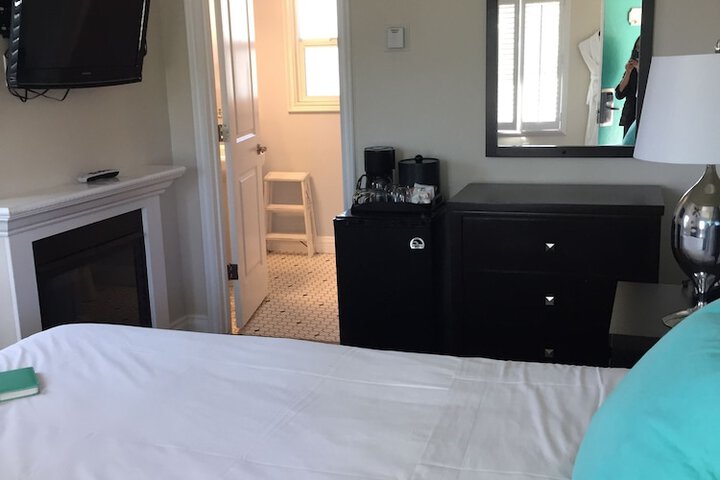 Beach Bungalow Inn and Suites