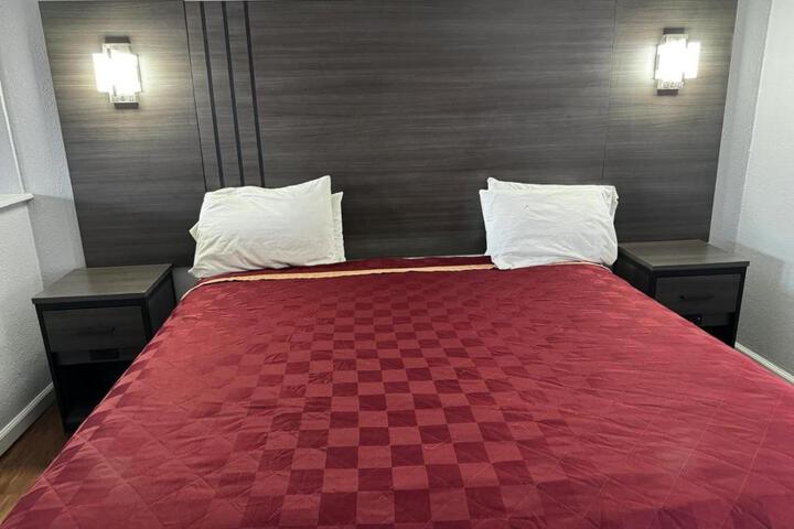 Lone Star Inn