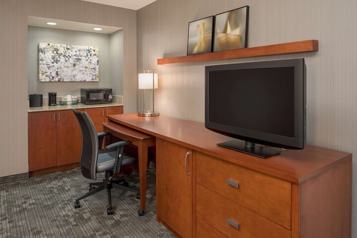 Room 20 of 29