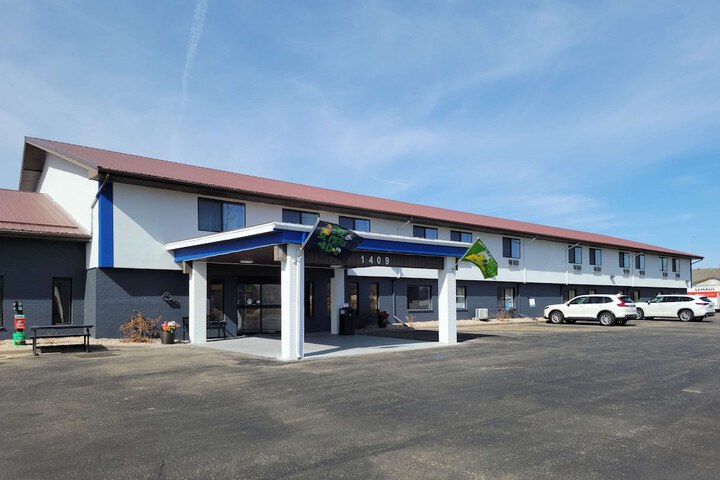 Hotel 2 of 37
