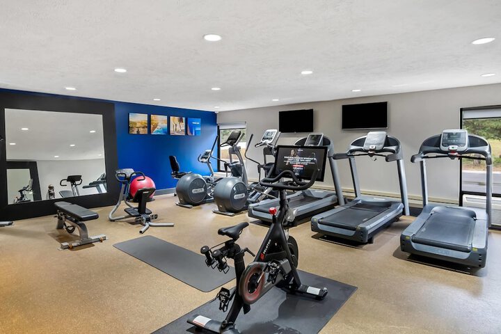 Comfort Inn Cadillac