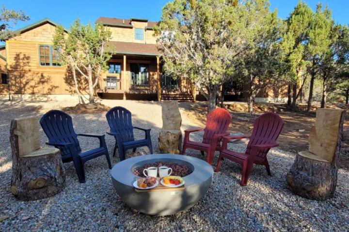 East Zion Trails Retreat-Hot tub Resort Amenities, Exceptional