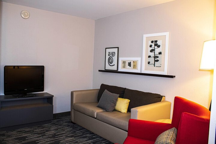 Country Inn & Suites by Radisson Carlisle, PA