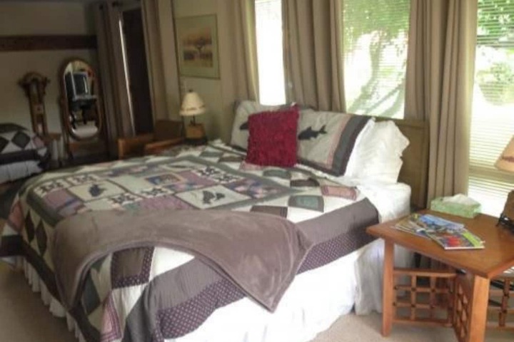 Room 12 of 26