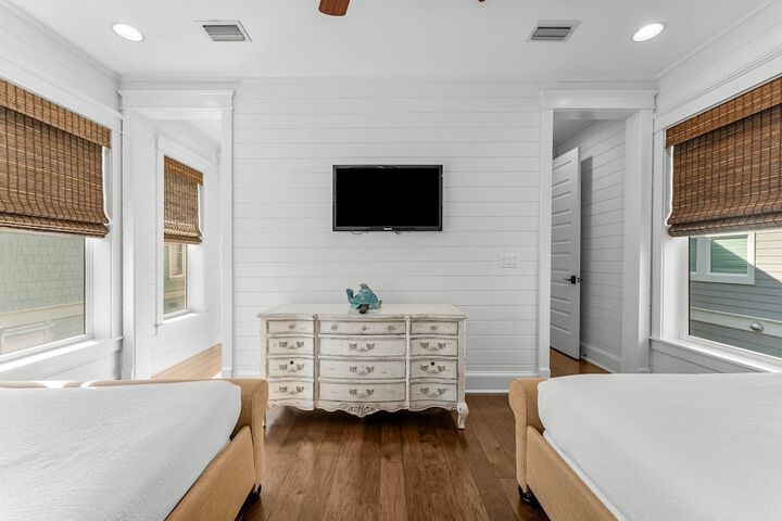 Prominence on 30A by Panhandle Getaways
