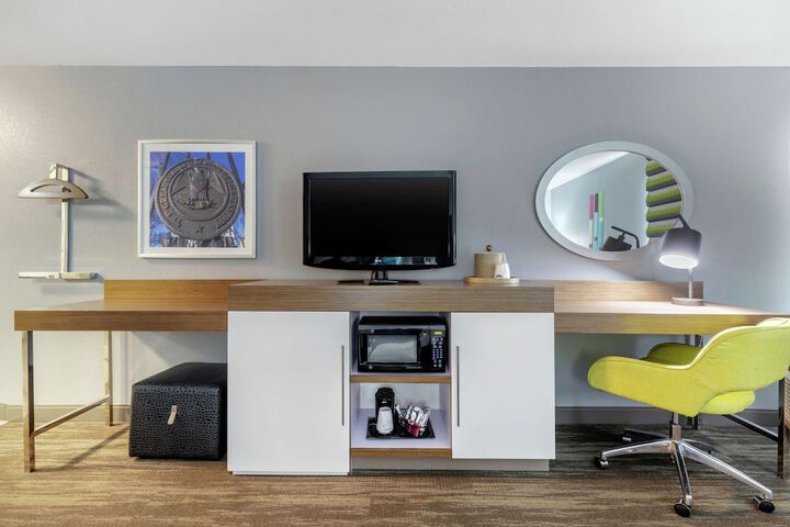 Room 19 of 30