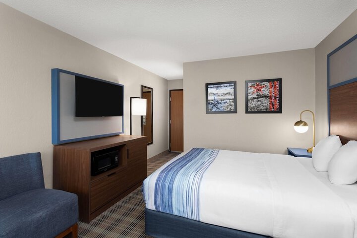 AmericInn by Wyndham Roseau