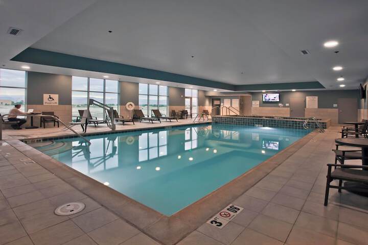 Pool 21 of 100