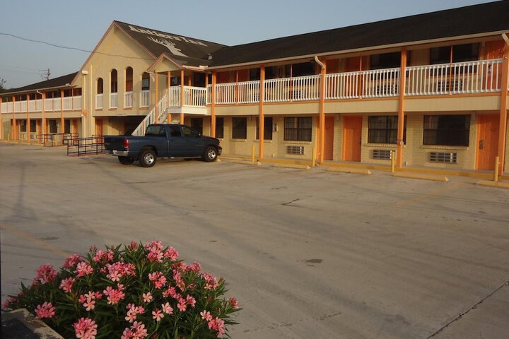 Hotel 6 of 28
