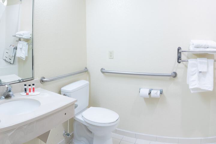 Room 53 of 70