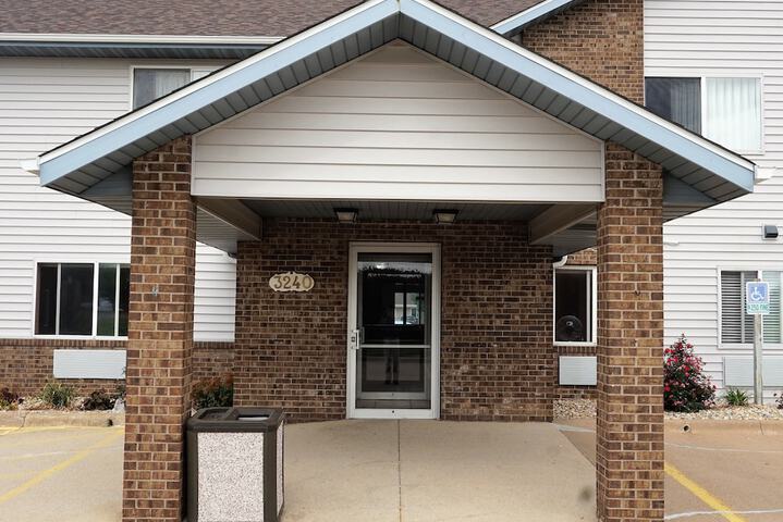 Econo Lodge Inn & Suites Pekin - Peoria Area