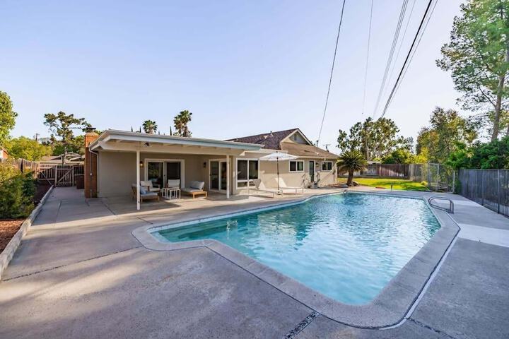 at Marbella Lane - Cozy Modern Home w / Relaxing Design & Pool