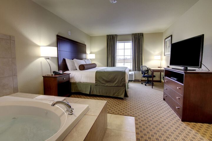 Room 33 of 41