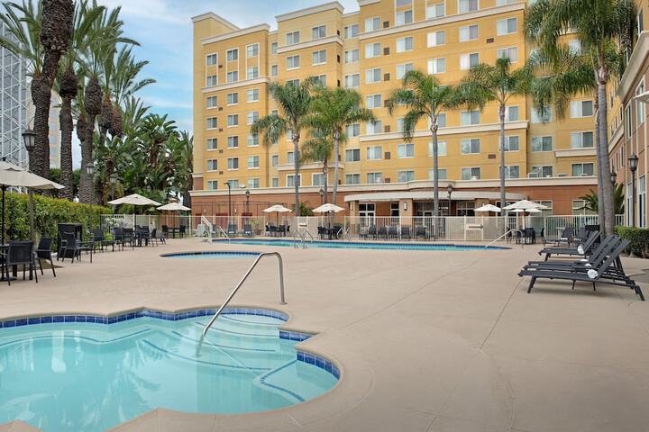 Residence Inn by Marriott Anaheim Resort Area