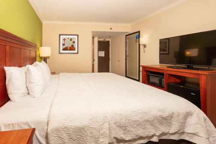 Room 21 of 72