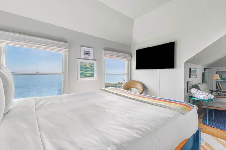 Room 26 of 65
