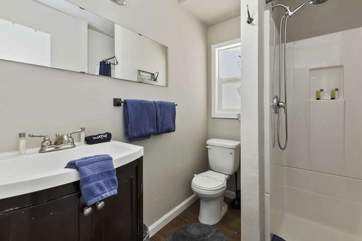 Room 47 of 123