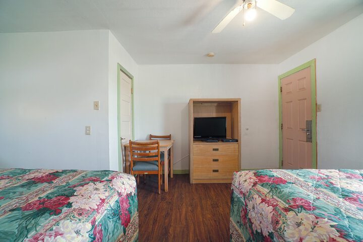 Room 32 of 96