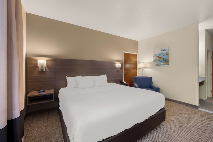 Room 20 of 38