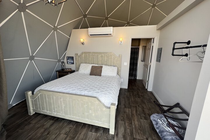 Room 53 of 127